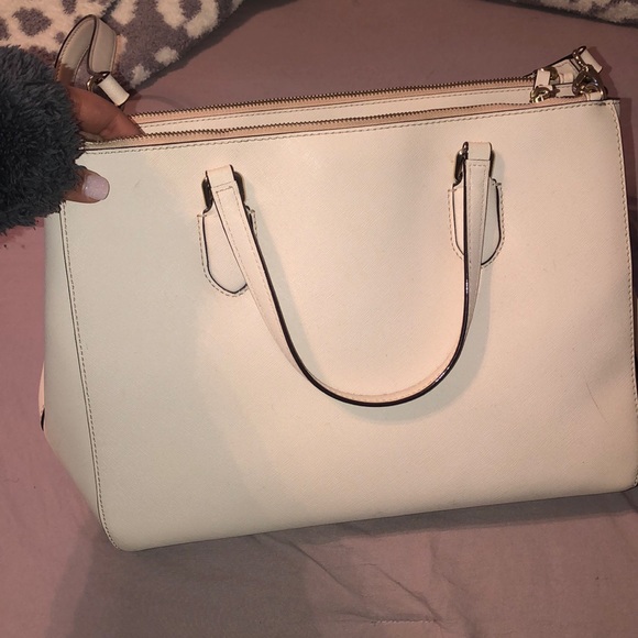 Kate Spade Purse - Picture 2 of 3
